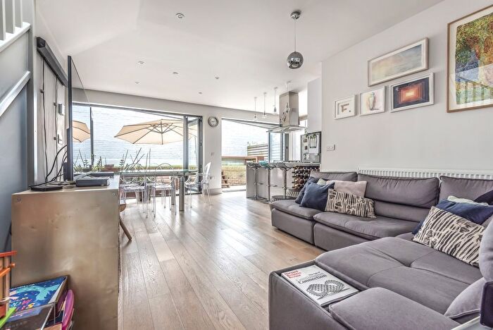 3 Bedroom Detached House To Rent In Bon Marche Mews, Gipsy Hill, London, SE27