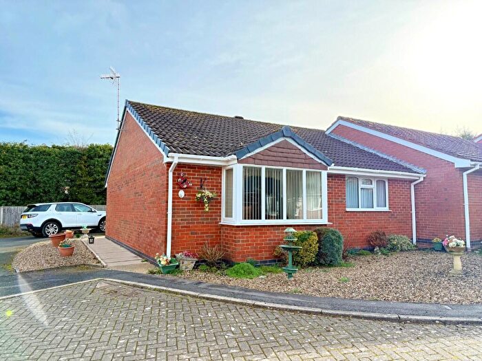 2 Bedroom Semi-Detached Bungalow For Sale In Margaret Anne Road, Oadby, Leicester, LE2