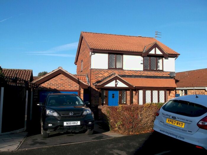 3 Bedroom Detached House To Rent In Barford Close, Westbrook, Warrington, WA5