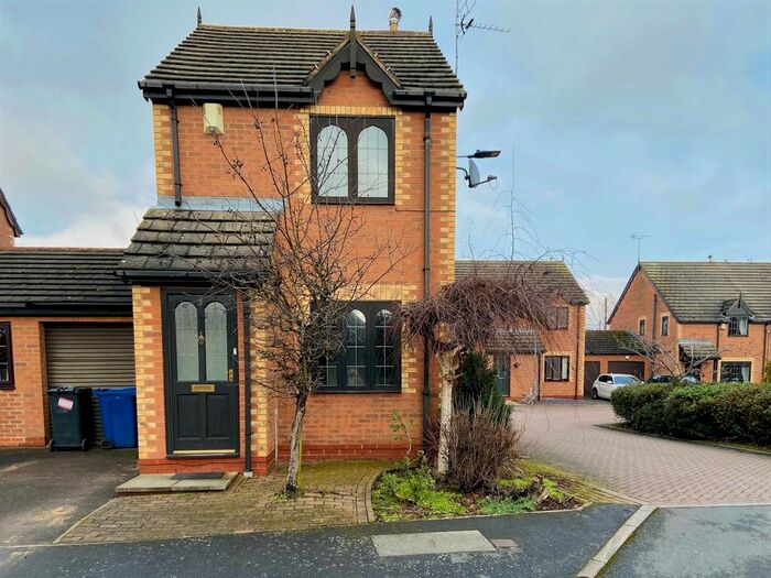2 Bedroom Link Detached House To Rent In Idle Court, Bawtry, Doncaster, DN10