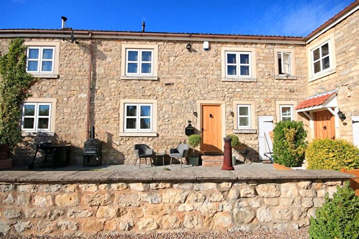 4 Bedroom Cottage For Sale In Grove Court, Marr, Doncaster, DN5