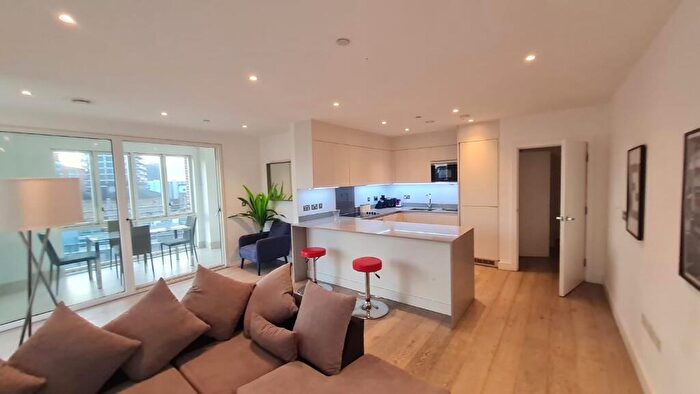 2 Bedroom Apartment For Sale In Arniston Way, London, E14