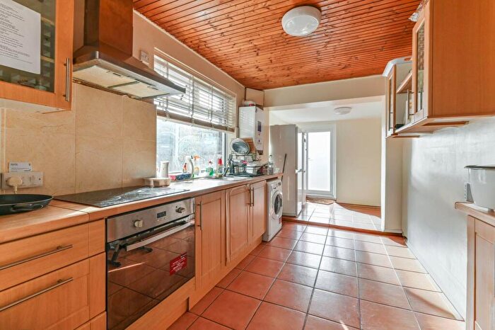 3 Bedroom House To Rent In Thornton Heath, Thornton Heath, CR7