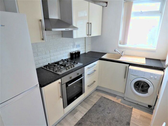 2 Bedroom Flat To Rent In Albert Road, Farnworth, Bolton, BL4