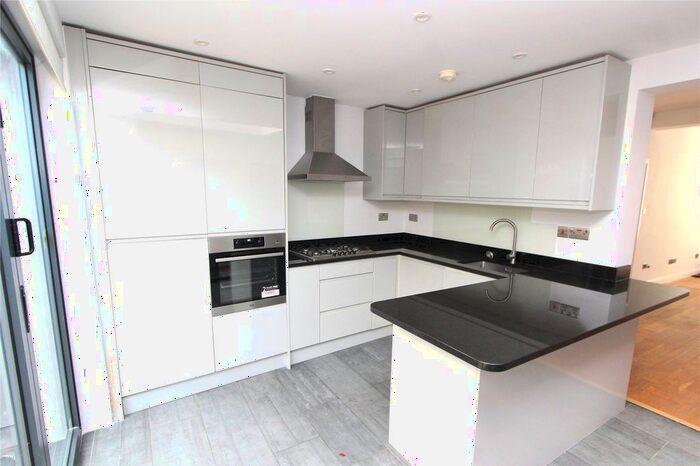 3 Bedroom Terraced House To Rent In Clarendon Road, London, N15