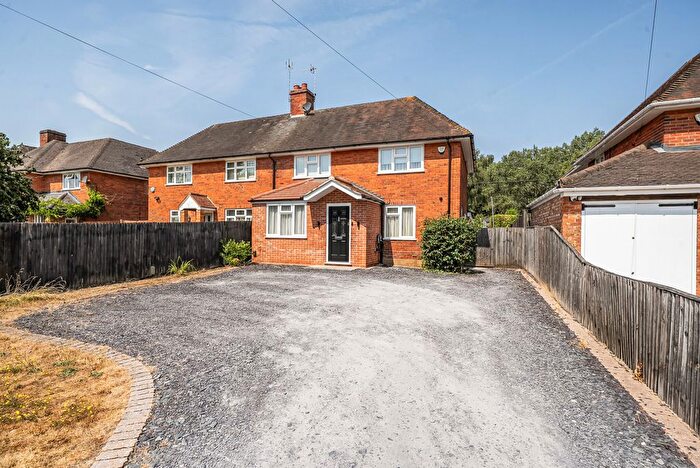 4 Bedroom Semi-Detached House For Sale In London Road, Ruscombe, Reading, Berkshire, RG10