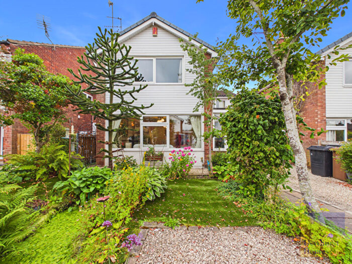 4 Bedroom Detached House For Sale In The Court, Fulwood, PR2