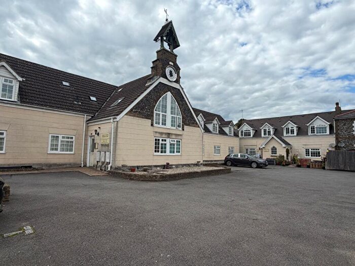 2 Bedroom Flat To Rent In London Road, Dover, CT17