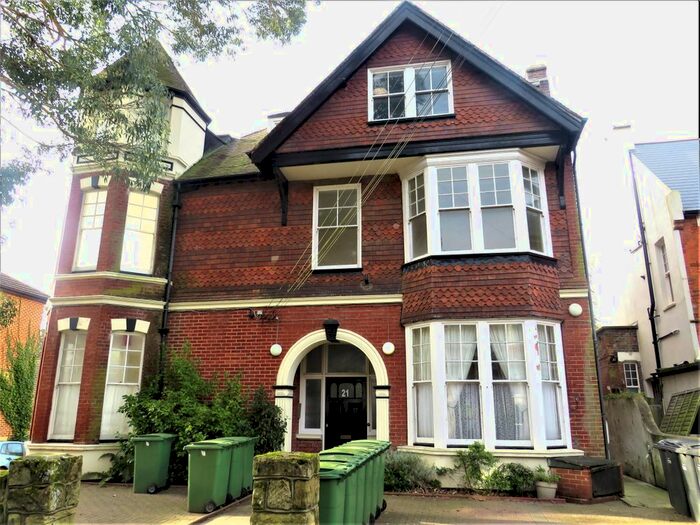 2 Bedroom Flat To Rent In Woodland Vale Road, St. Leonards-On-Sea TN37