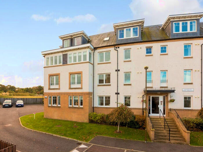 3 Bedroom Flat To Rent In Brighouse Park Crescent, Cramond, Edinburgh, EH4