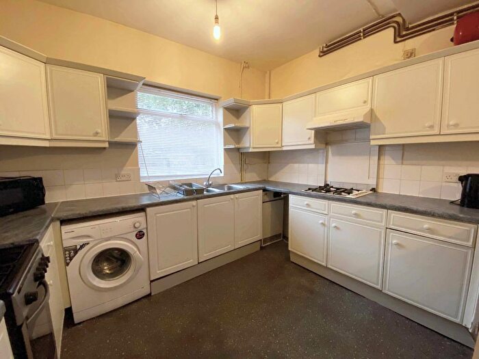 4 Bedroom Terraced House To Rent In Hobart Street, Clarendon Park, Leicester, LE2