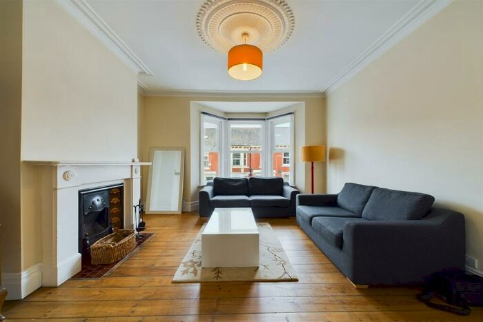 2 Bedroom Flat To Rent In Addycombe Terrace, Newcastle Upon Tyne, NE6