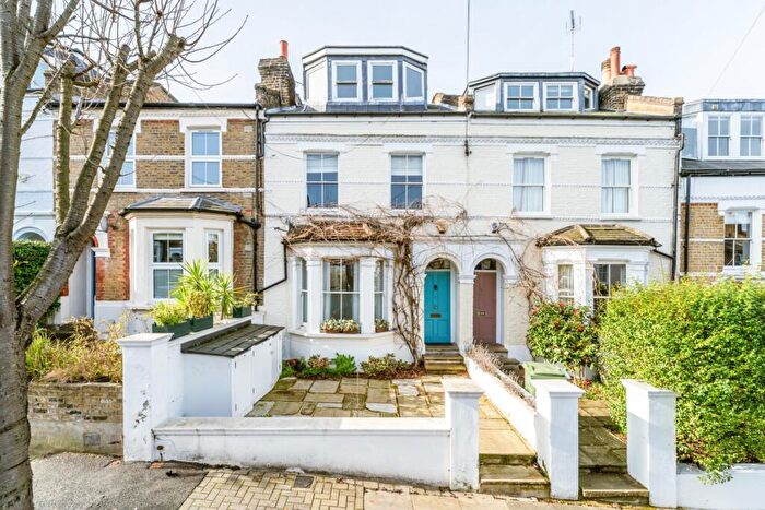 4 Bedroom Terraced House To Rent In Eland Road London, SW11