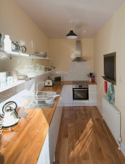 2 Bedroom Flat To Rent In Parsons Green Terrace Edinburgh United Kingdom, EH8