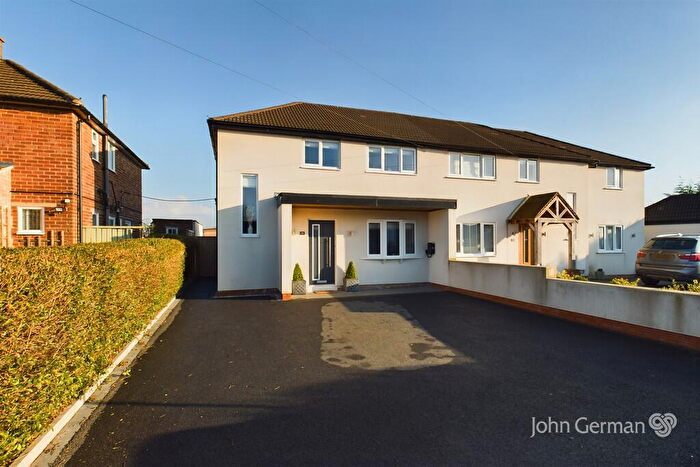 4 Bedroom Semi-Detached House For Sale In Barton Gate, Barton-under-Needwood, DE13