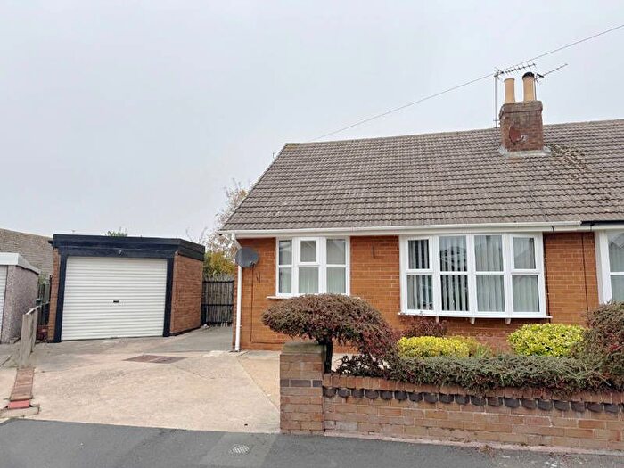 3 Bedroom Semi Detached Bungalow For Sale In Edgeway Place, Thornton-Cleveleys, FY5