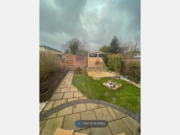 4 Bedroom Semi-Detached House To Rent In Filton Avenue, Filton, Bristol, BS34