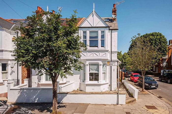 3 Bedroom Maisonette To Rent In Graham Road, London, W4
