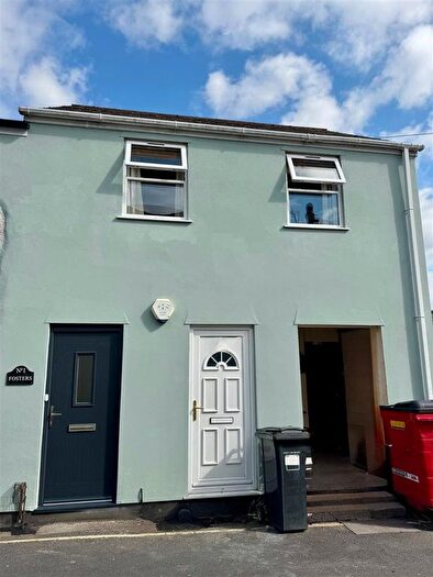 Semi-Detached House To Rent In Oak Place, Newton Abbot, TQ12