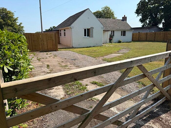 3 Bedroom Property To Rent In Nr Frome, Somerset, BA11