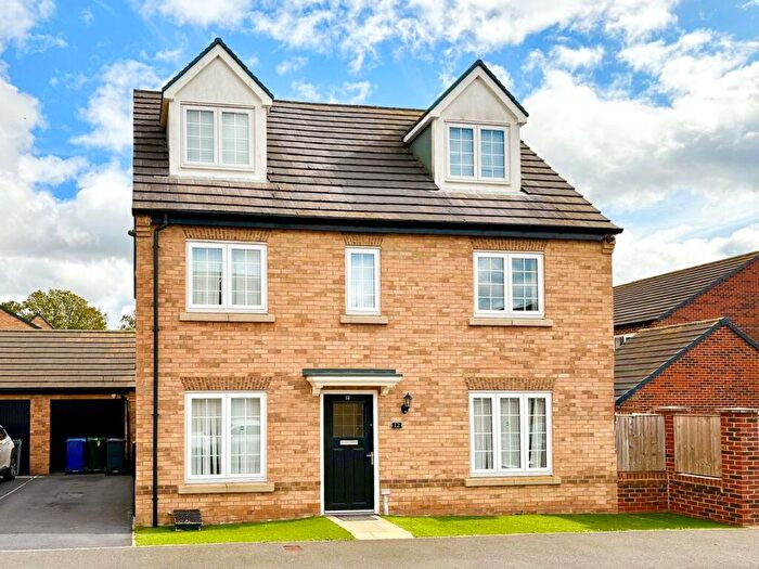 5 Bedroom Detached House For Sale In Field View Drive, Auckley, Doncaster, DN9