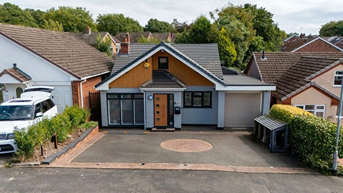 4 Bedroom Bungalow For Sale In Gilwell Road, Rugeley, WS15