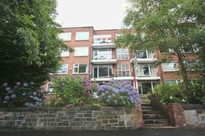 2 Bedroom Flat To Rent In Holland Road, Crumpsall, M8