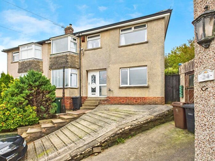 5 Bedroom Semi-Detached House For Sale In Harden Grove, Long Lee, BD21