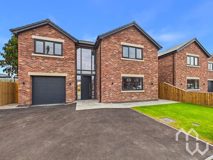 5 Bedroom Detached House For Sale In Fermor Road, Tarleton, PR4