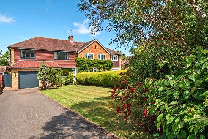 4 Bedroom Semi-Detached House For Sale In The Greenwood, Guildford, GU1