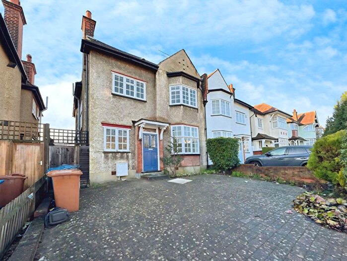 4 Bedroom Semi Detached House To Rent In Elmwood Avenue, Harrow, HA3