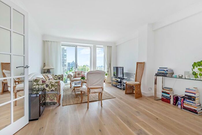 2 Bedroom Flat To Rent In Blair Court, Boundary Road, St Johns Wood, NW8