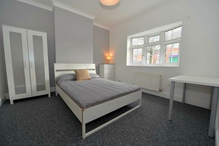 4 Bedroom House To Rent In Argyle Road Southampton, SO14