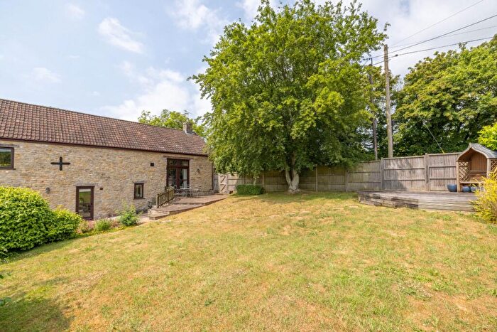3 Bedroom Semi-Detached House For Sale In Pilton, BA4