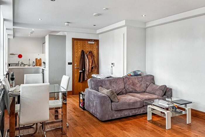 1 Bedroom Flat For Sale In Galbraith House, Great Charles Street, Birmingham, West Midlands, B3