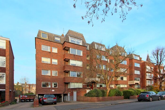 1 Bedroom Flat To Rent In St. John's Avenue, Putney, London, SW15