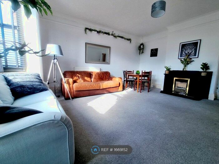 5 Bedroom Semi-Detached House To Rent In Tennyson Avenue, King's Lynn, PE30