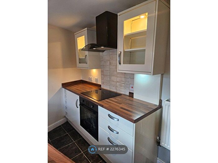 2 Bedroom End Of Terrace House To Rent In Stainbrough Rd, Barnsley, S75