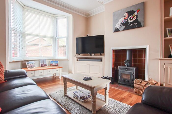 3 Bedroom End Of Terrace House For Sale In Extons Road, King's Lynn, Norfolk, PE30