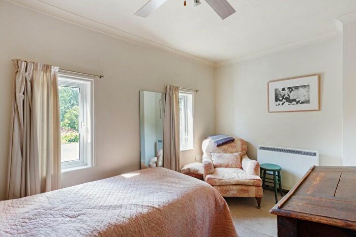 2 Bedroom Semi-Detached House For Sale In Ashford Hill Road, Headley, Hampshire, ., RG19