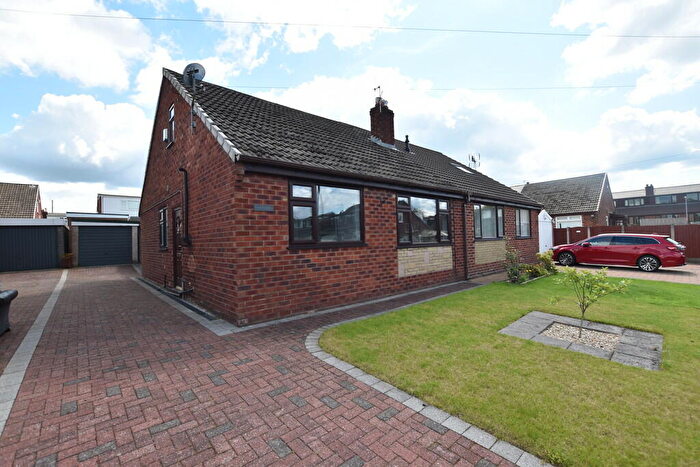 3 Bedroom Semi-Detached Bungalow To Rent In Coniston Close, Little Lever, Bolton, BL3