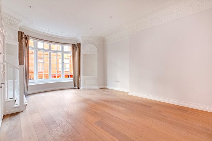 1 Bedroom Flat To Rent In Hans Road, Knightsbridge, SW3