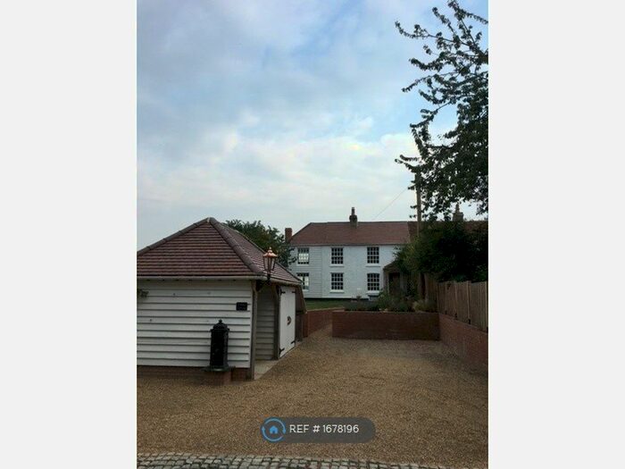 4 Bedroom Semi-Detached House To Rent In Chislet, Canterbury, CT3