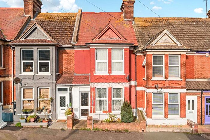3 Bedroom Terraced House For Sale In Morrison Road, Folkestone, CT20