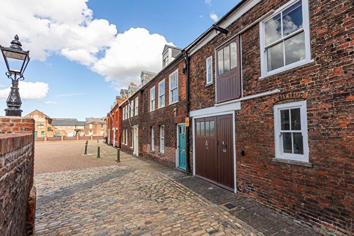 3 Bedroom Maisonette For Sale In Kings Staithe Square, King's Lynn, PE30