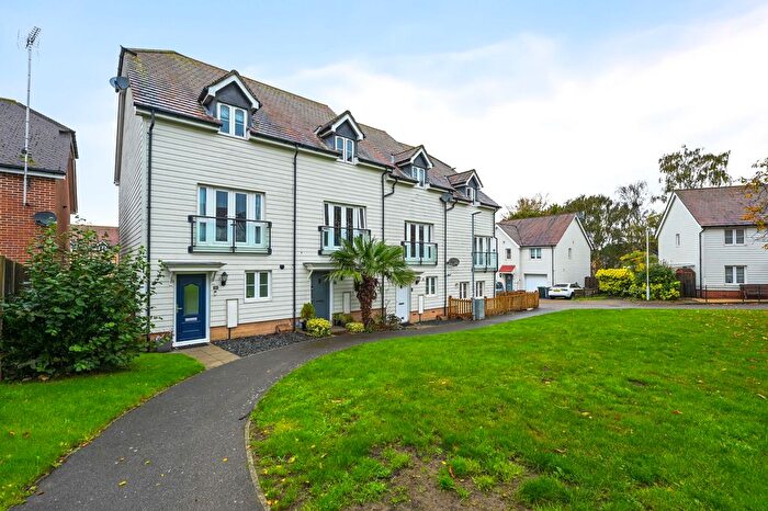 3 Bedroom End Of Terrace House For Sale In Greystones, Willesborough, TN24