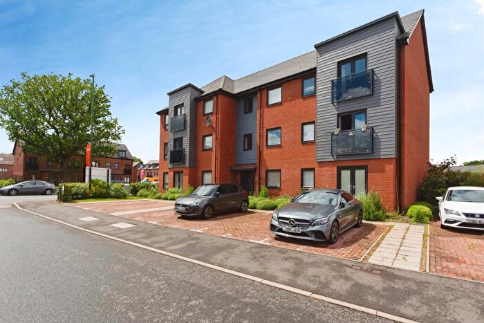 2 Bedroom Flat For Sale In Shepherds Green Road, Shirley, Solihull, B90
