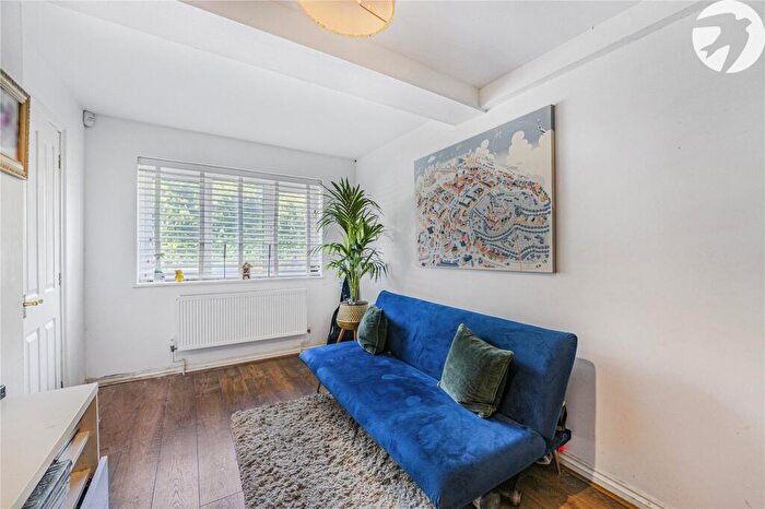 4 Bedroom Detached House For Sale In Tylers Green Road, Crockenhill, Kent, BR8