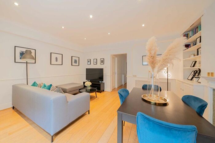 2 Bedroom Flat To Rent In Charlwood Street, London, SW1V