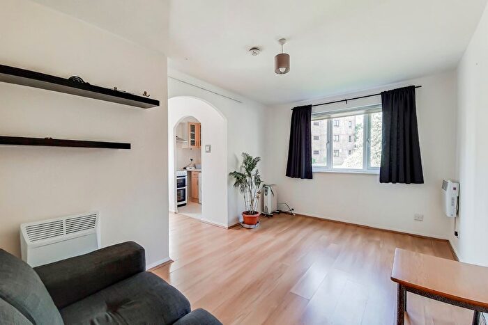 1 Bedroom Studio To Rent In Bridge Meadows, New Cross, London, SE14